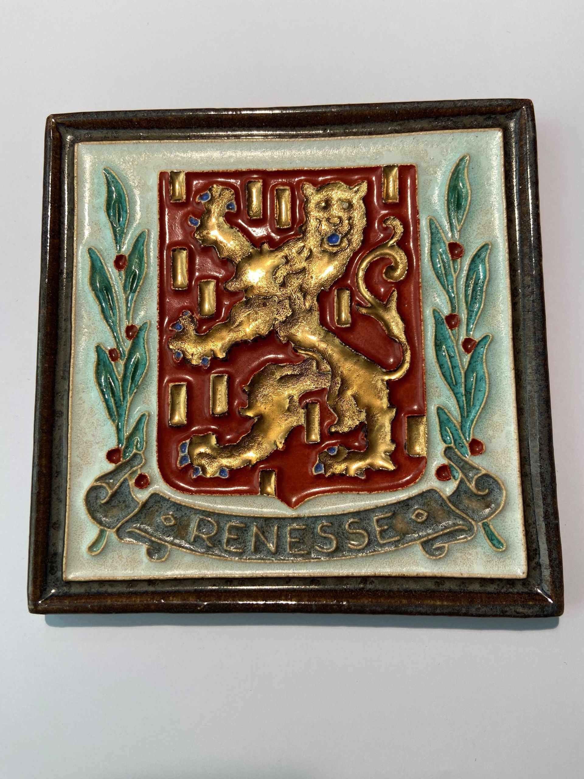 Porceleyne Fles Cloisonne wapentegel Renesse