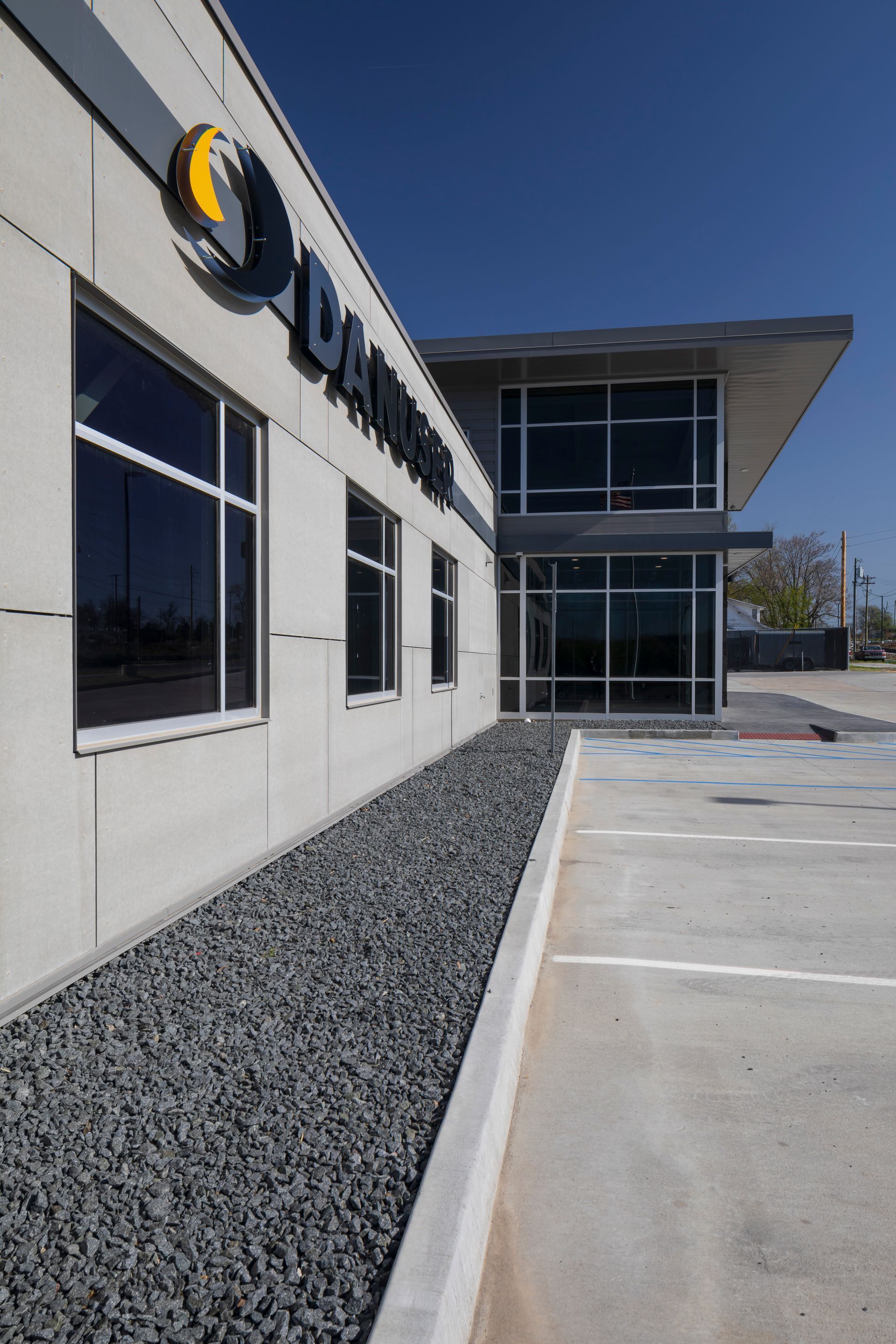 Professional Contractors & Engineers Builds Stunning Offices in Sedalia, MO.