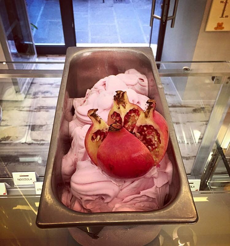 gelato alla fragola