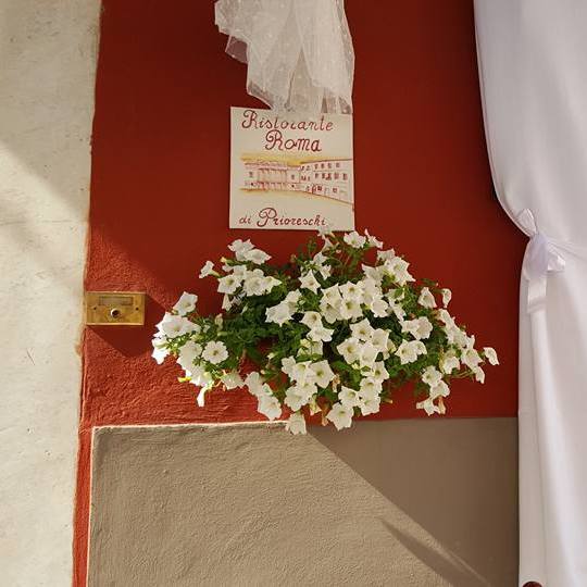 facciata esterna ristorante