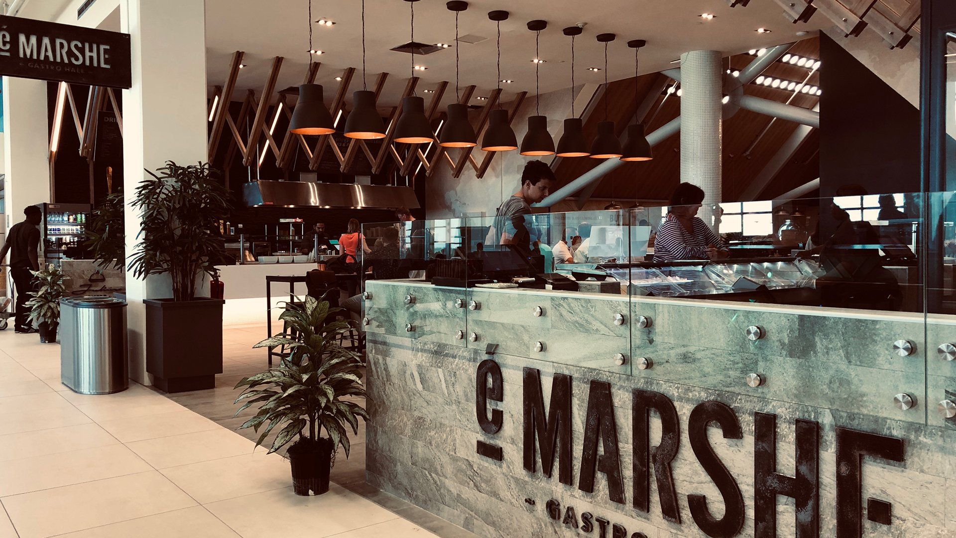 E-Marshe signage