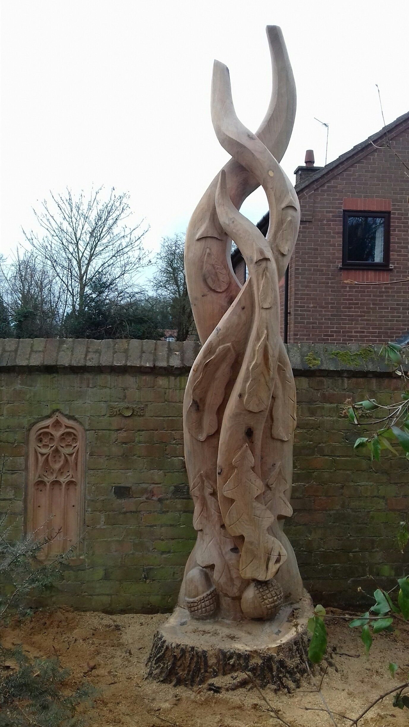 Abstract Carving Abstract carvings and tree sculptures, Peter Leadbeater