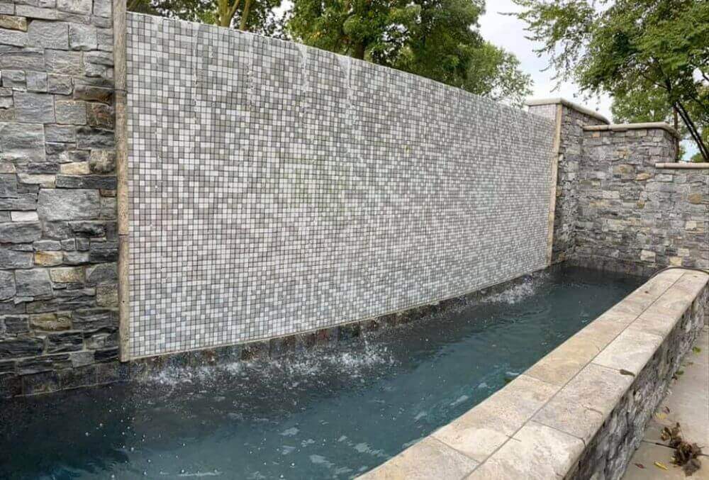 Wall water fall feature