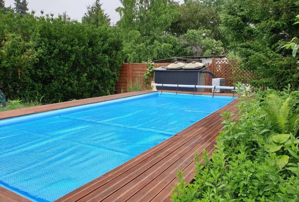 swimming pool with cover