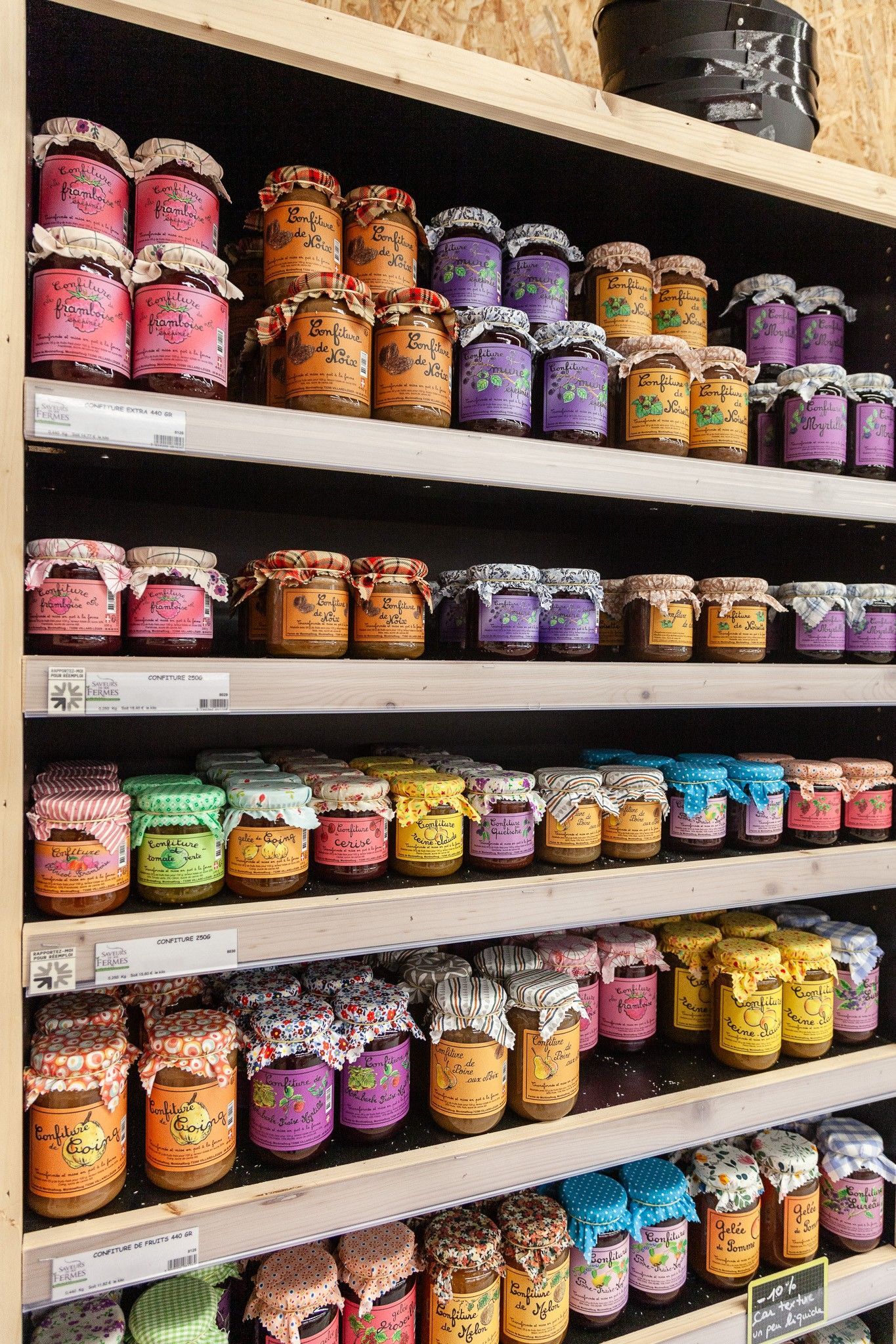 Galerie image 1, Saveurs de nos fermes, magasin de miels et confitures à Albertville