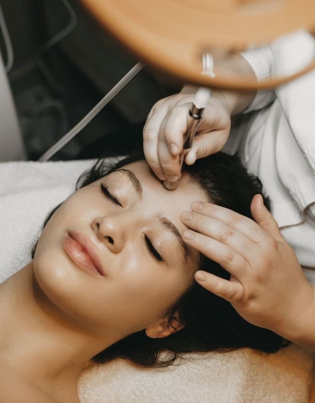 Facial - Microdermabrasion - The Beauty Spa