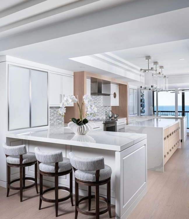 CONTEMPORARY KITCHEN