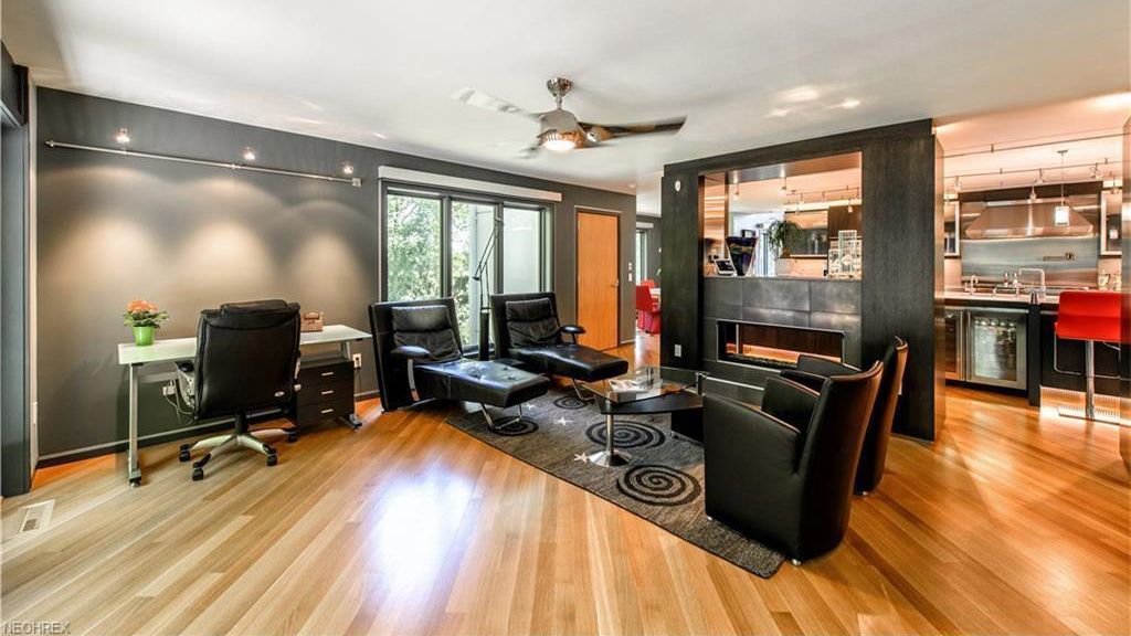 Office Entertainment contemporary