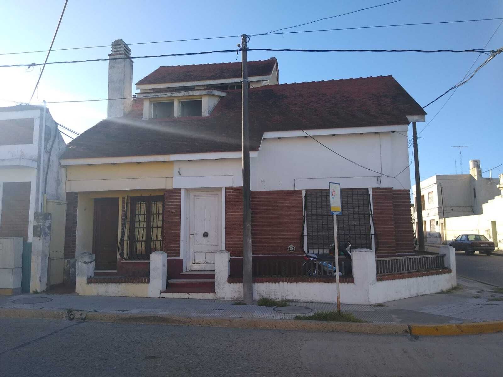 Casa Chalet estilo ingles