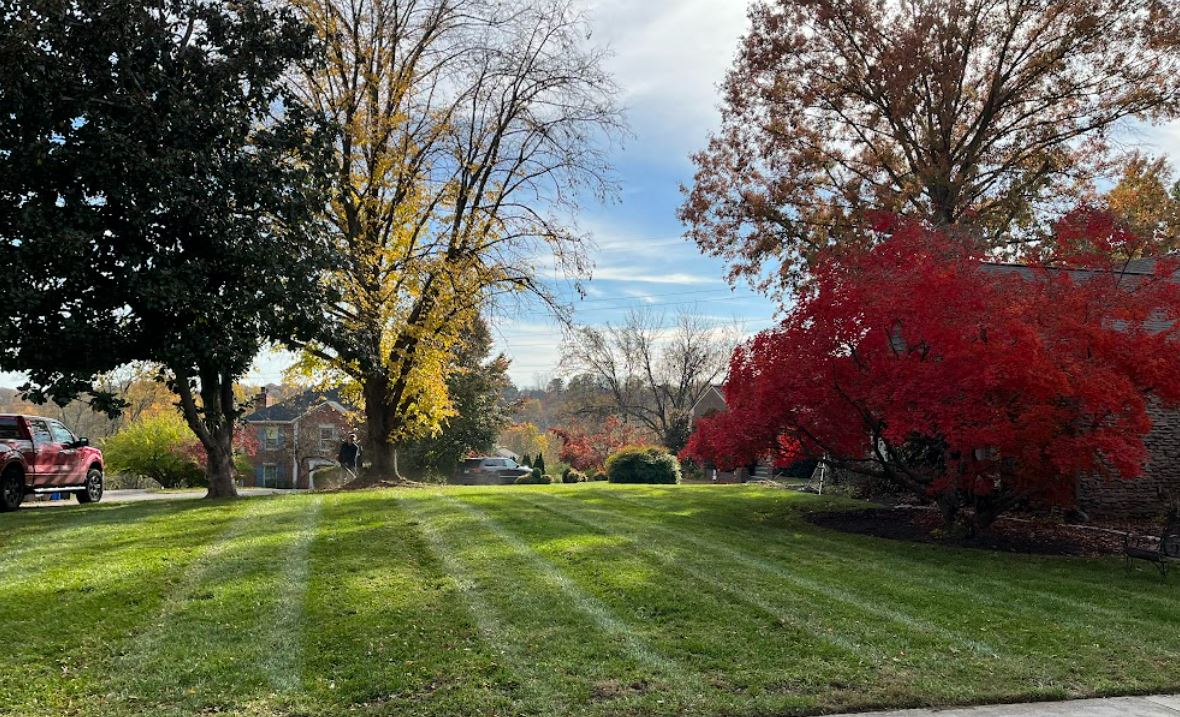 Lawn Mower | Louisville, KY | B & B Landscapes