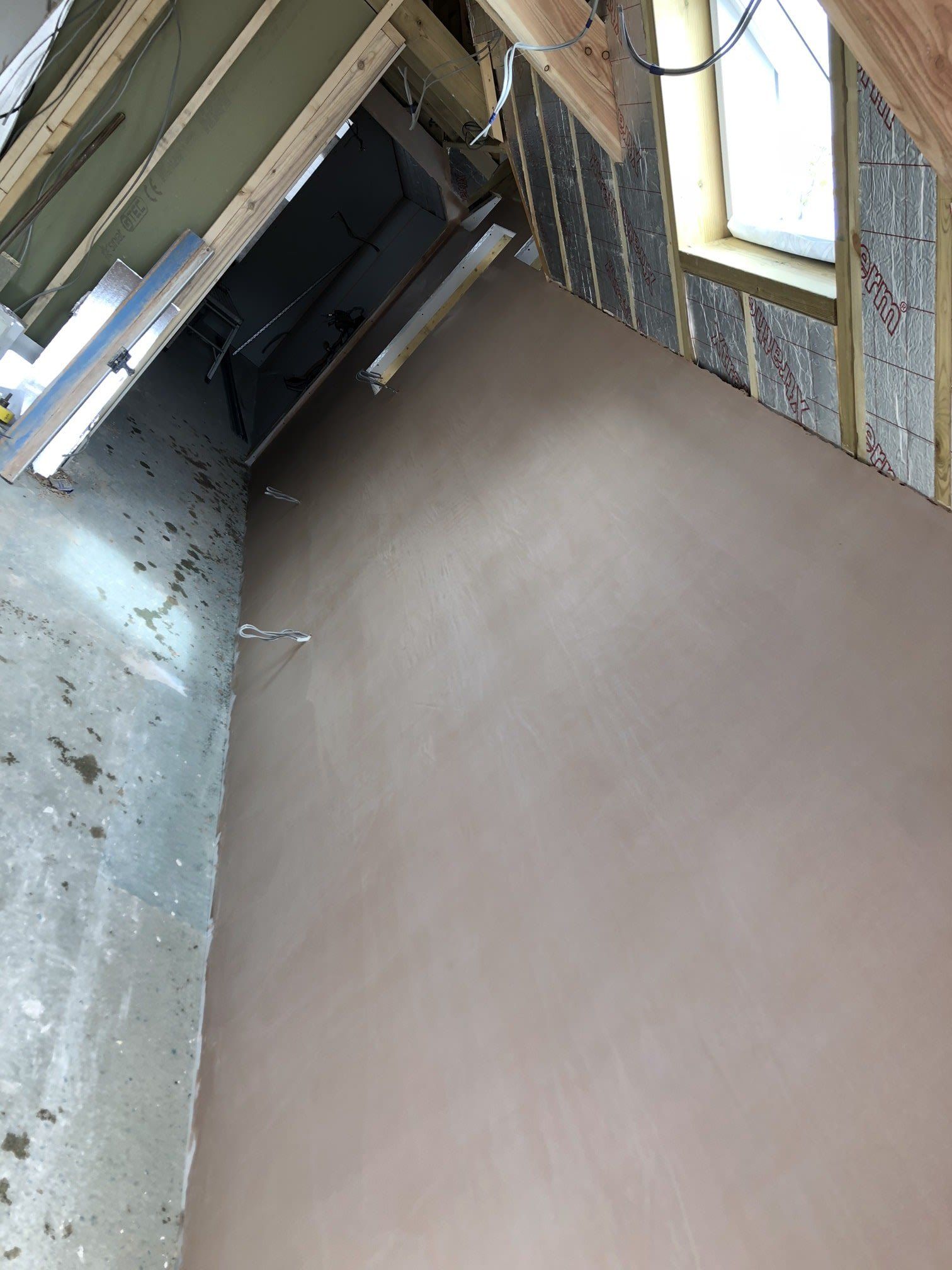 narrow room in the middle of construction works