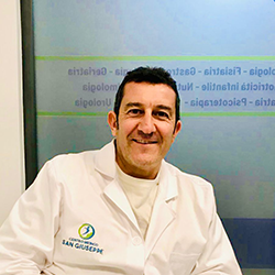 Logo del Centro Medico San Giuseppe: una figura all'interno di un cerchio blu e verde, con testo sottostante.