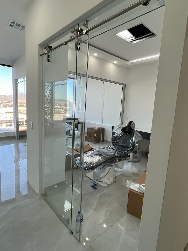 VIDRIERA INSURGENTES