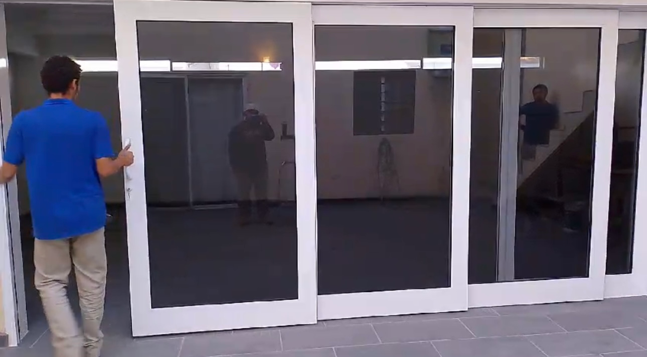 VIDRIERA INSURGENTES