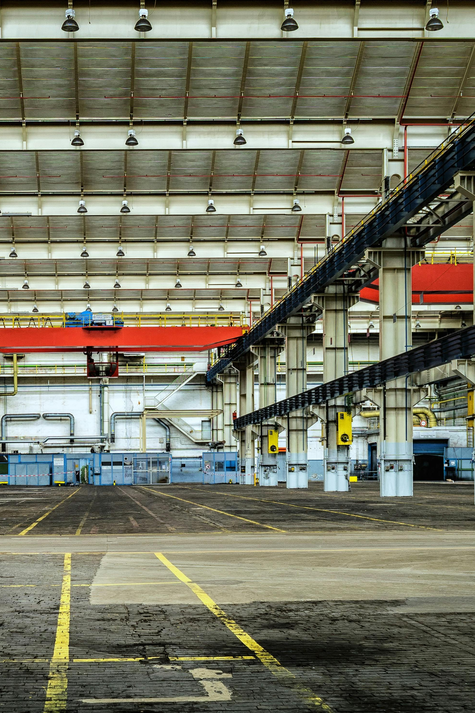 Commercial warehouse for sale in San Antonio, Texas - Perfect investment opportunity. Contact us for financing options! 29.424124, -98.495633