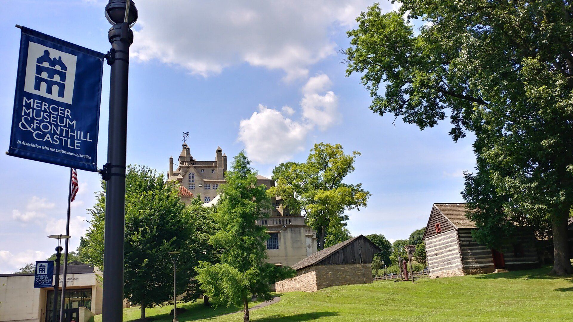 Doylestown, PA Studio & One Bedroom Apartments for Rent