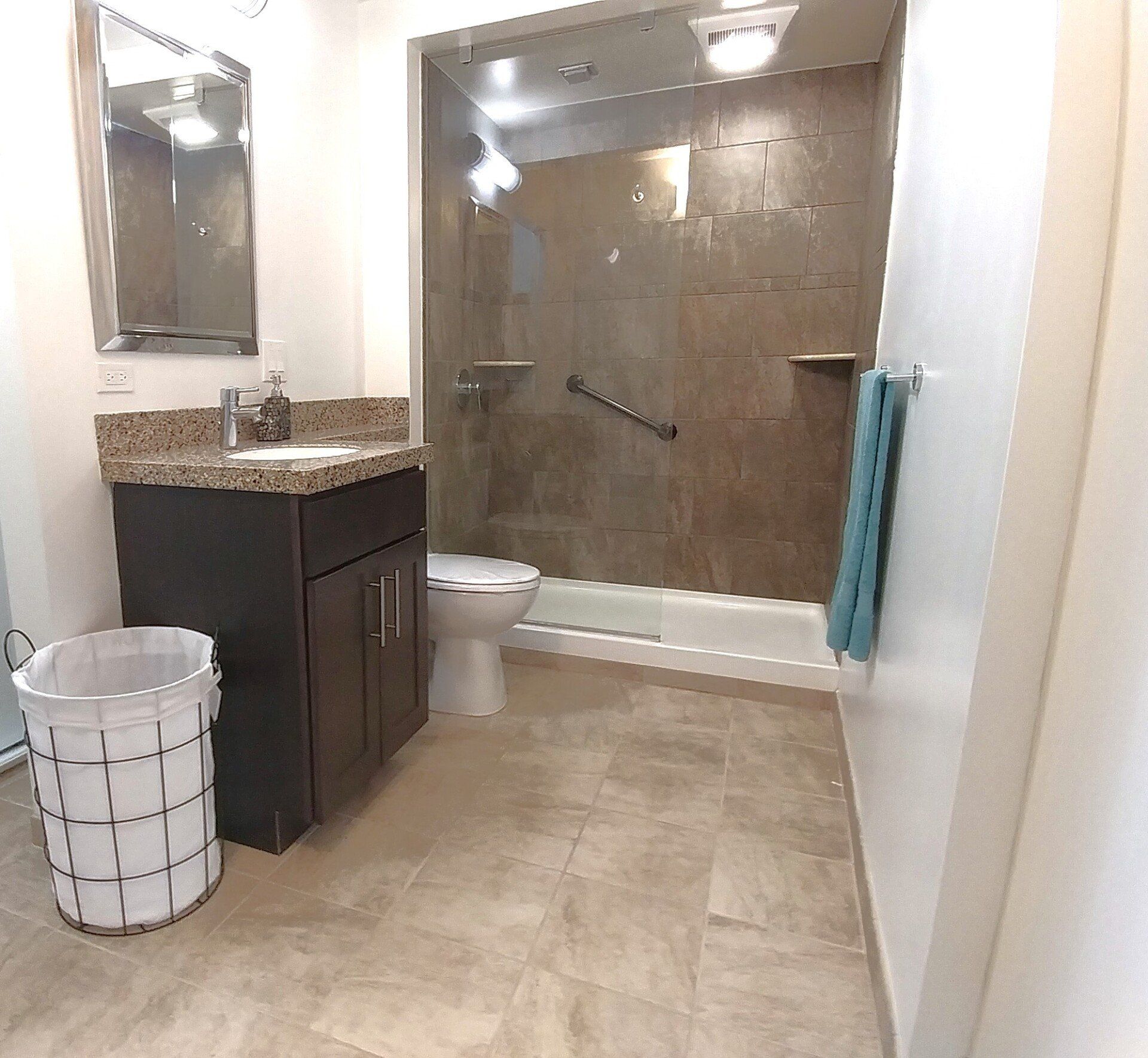 Doylestown, PA Studio & One Bedroom Apartments for Rent