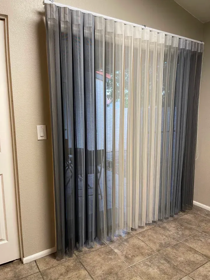 Vertical fabric blinds