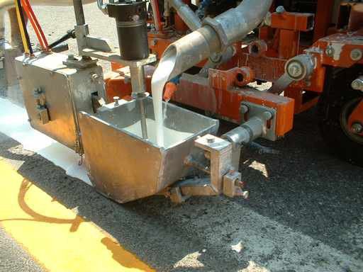 posa in opera di arredo urbano