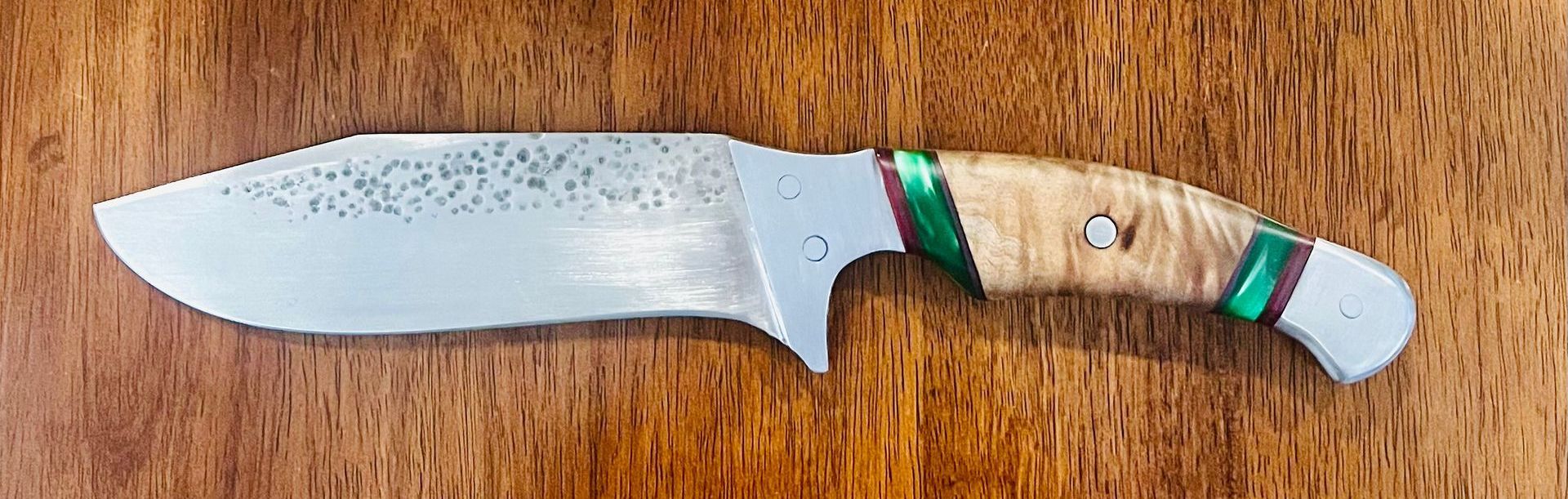 sturdy high quality camp knife last forever