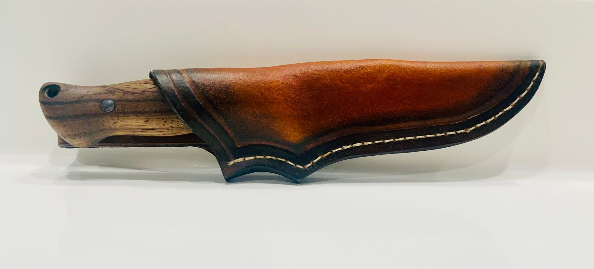 Local hand made and forged hunting, fishing, skinning, chef knives, Buckeye, AZ