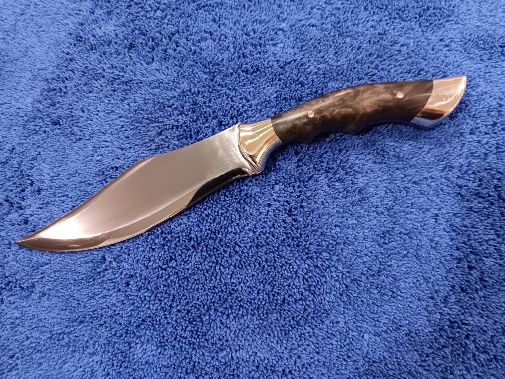 modified clip point, walnut burl hardwood