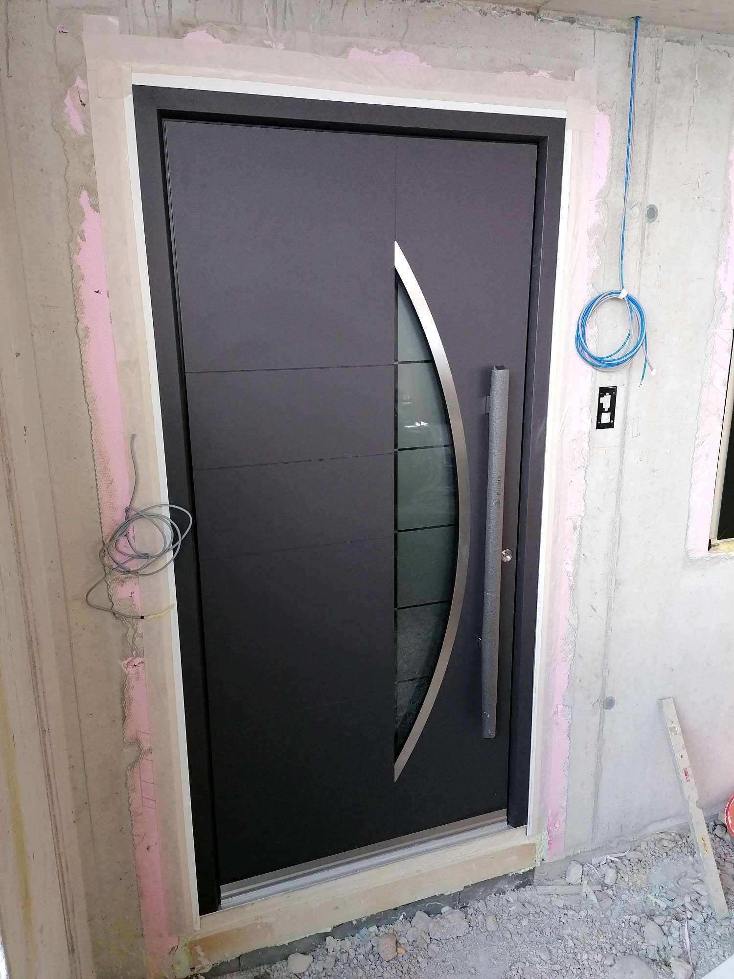 Tür mit Design-Element