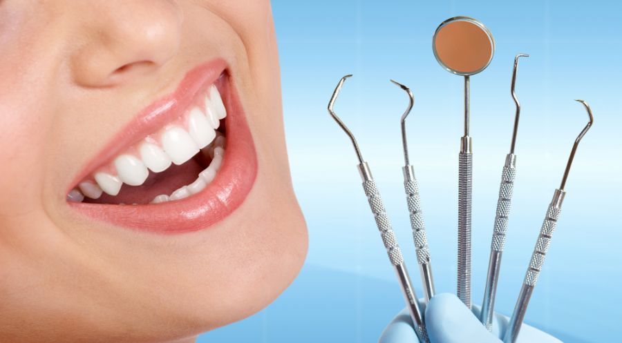 strumentazione dentistica per l'igiene orale