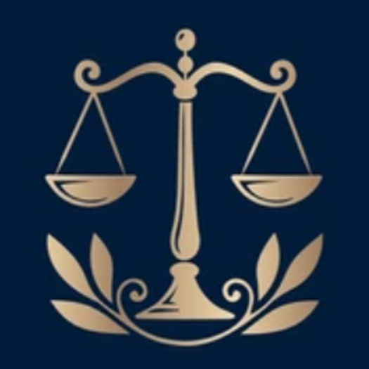 Balanza de la justicia dorada con laurel sobre fondo azul oscuro.