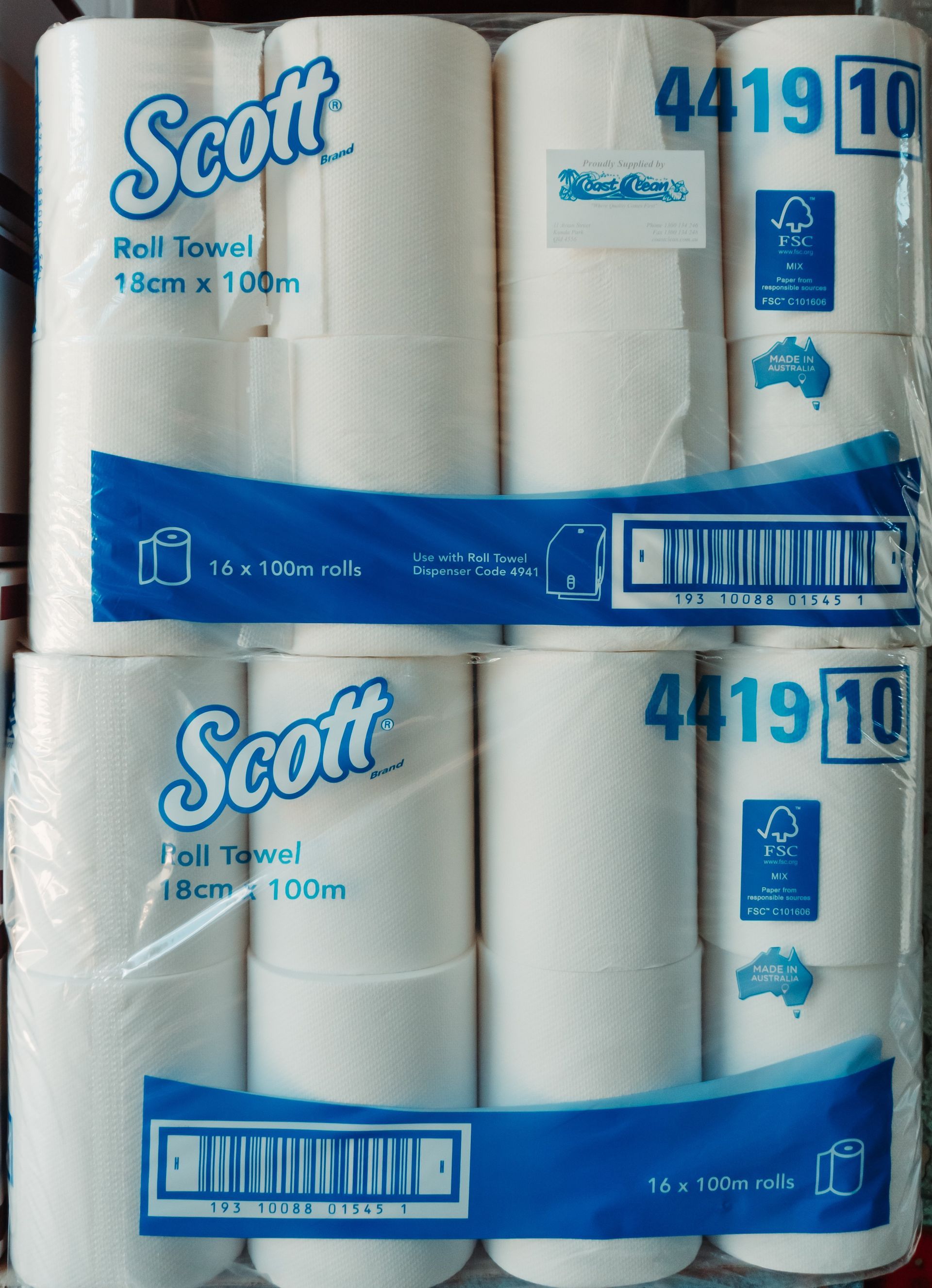 Paper Towel Stack — Coastclean (QLD) Pty Ltd In Kunda Park, QLD
