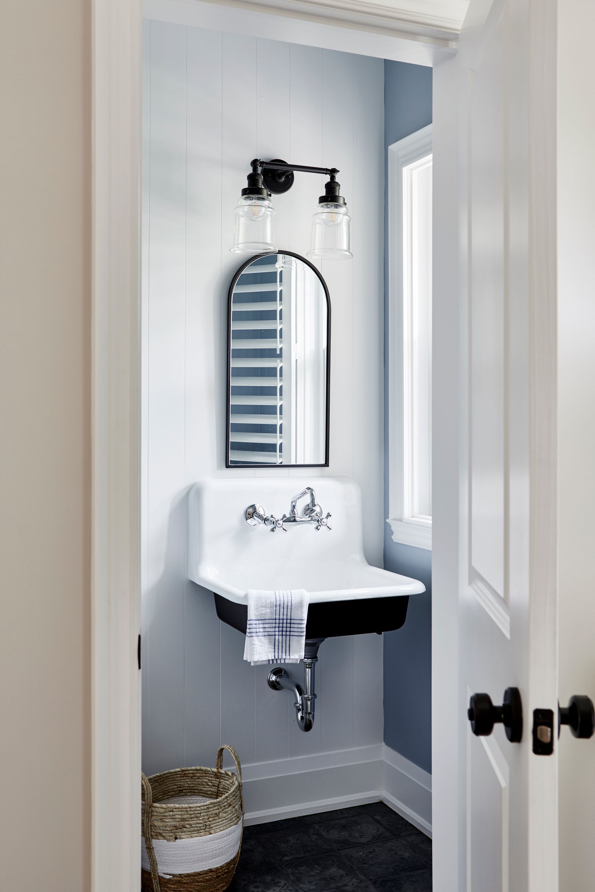 Main floor renovation Oshawa | business remodeling Oshawa