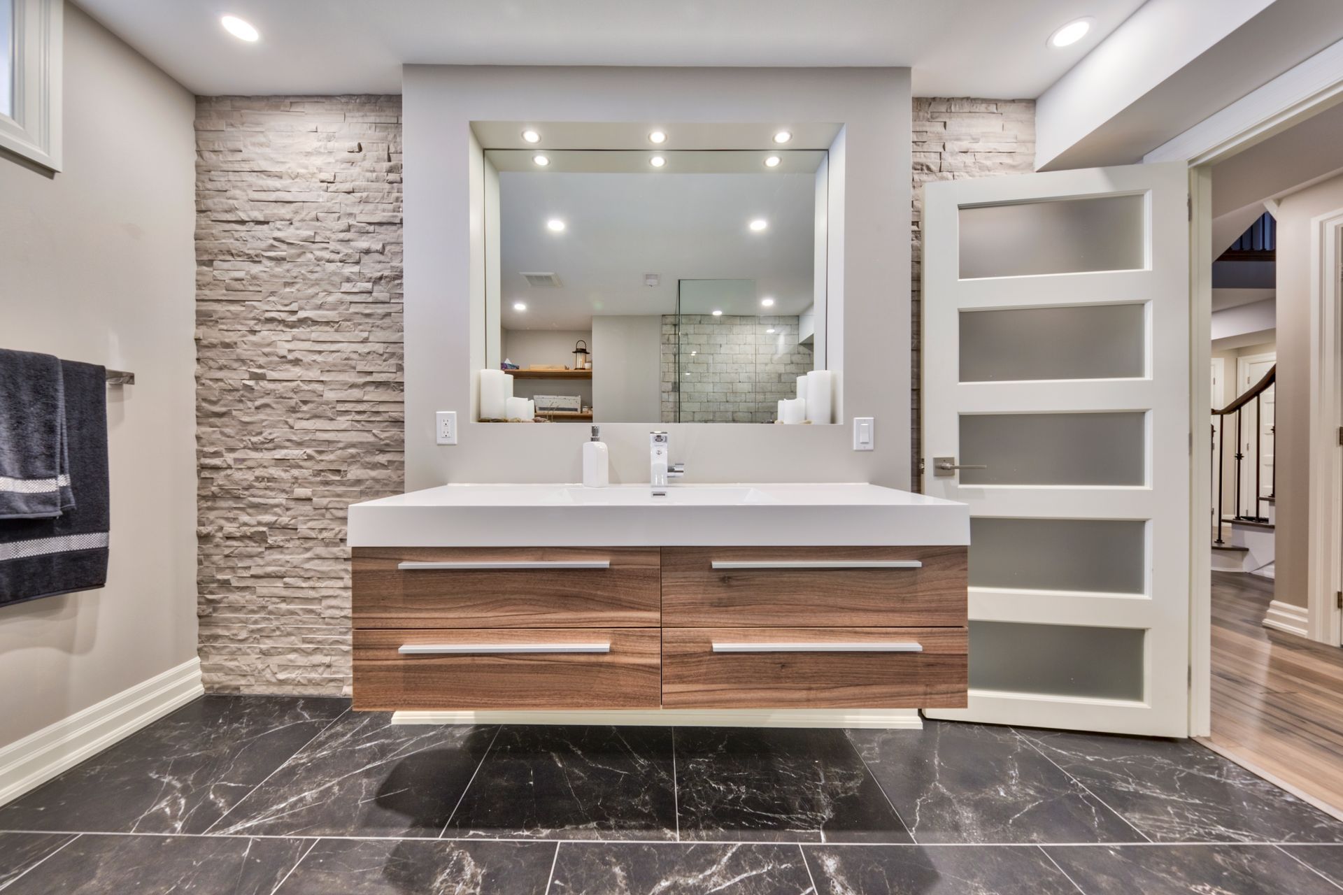 Interior designer Oshawa | Custom Kitchen Oshawa