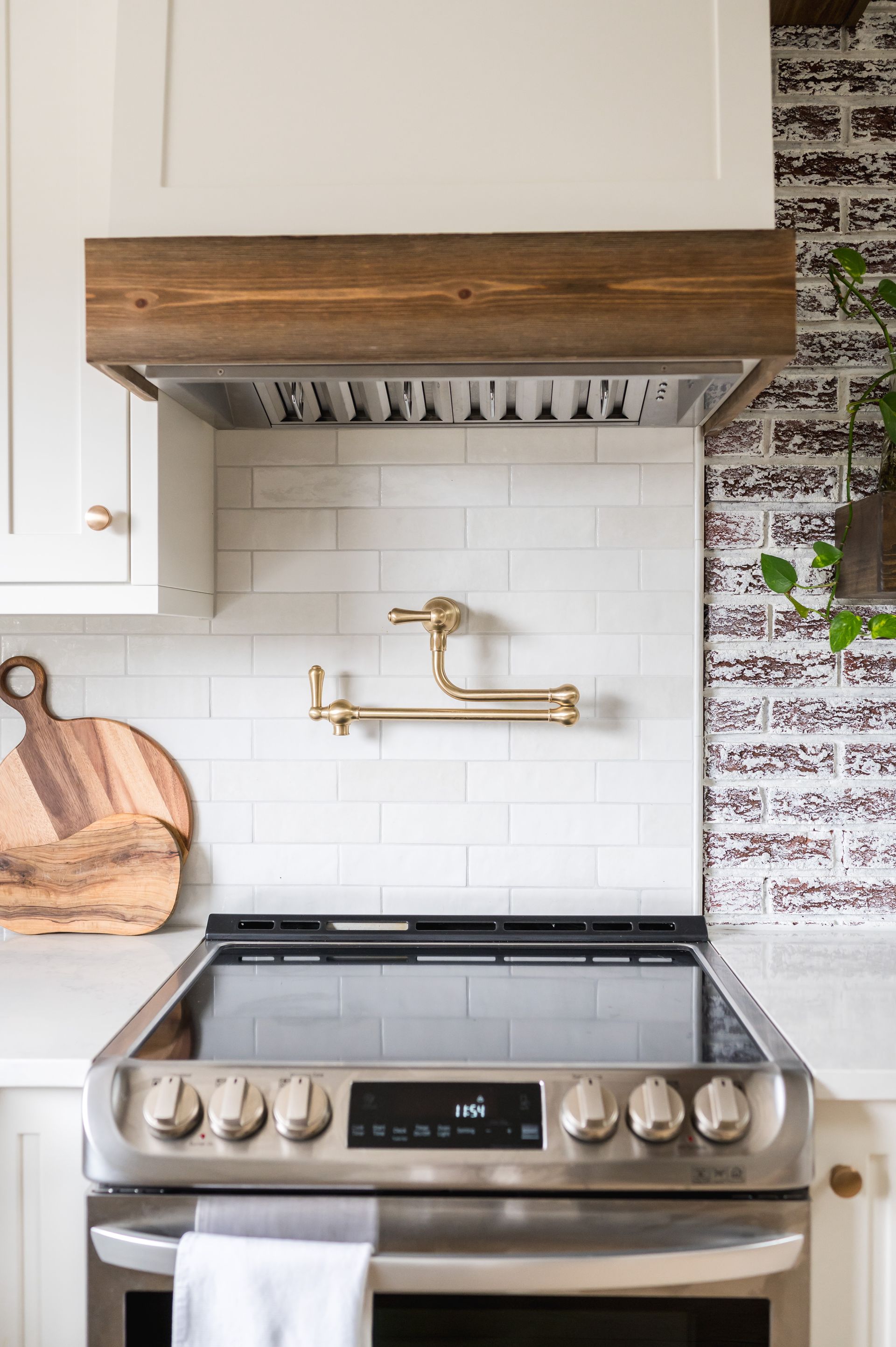 Outdoor living space builder Bowmanville | Home Addition Construction Bowmanville