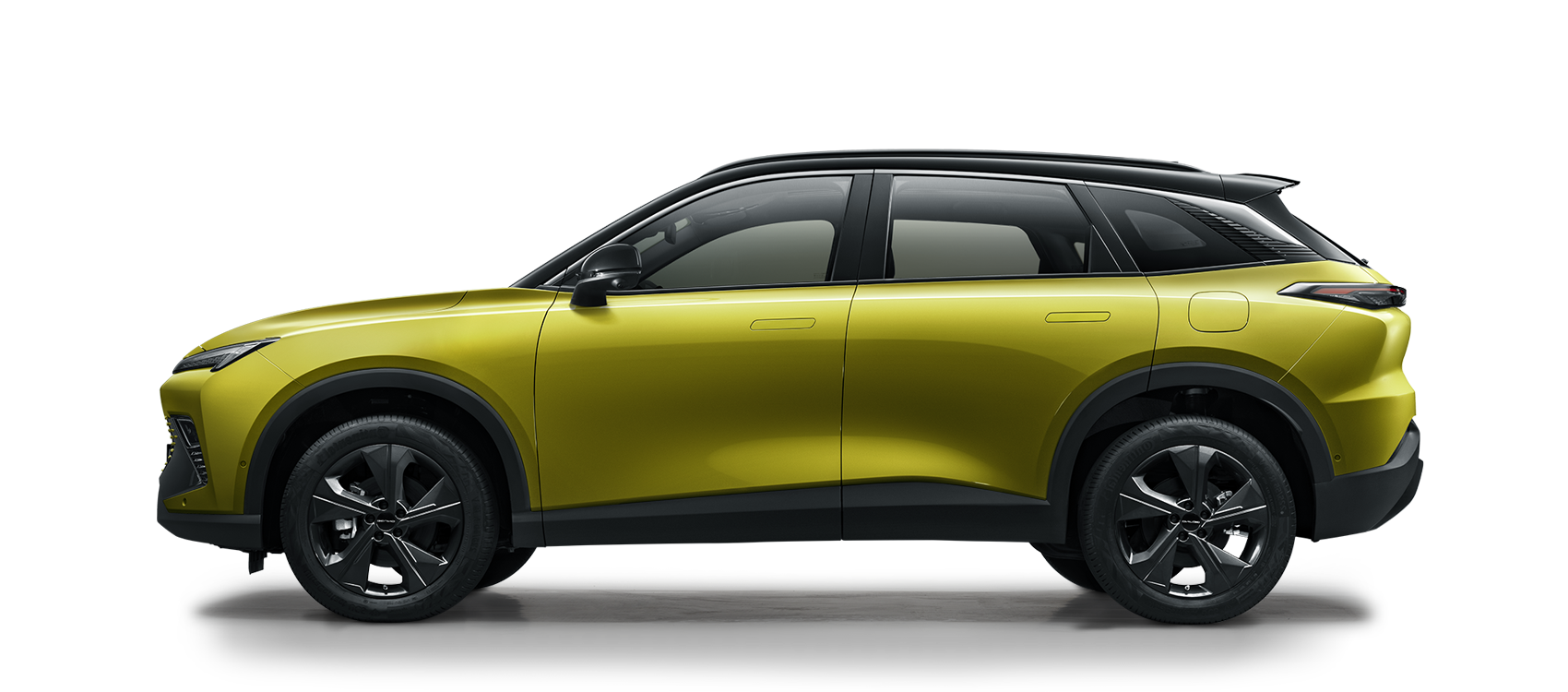 SUV amarillo con ruedas negras sobre fondo blanco.