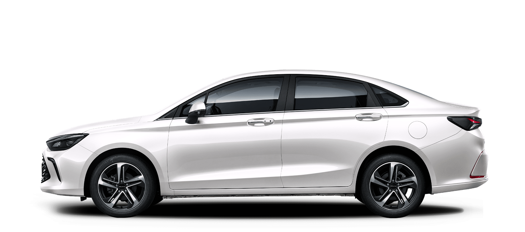 Sedán blanco sobre fondo blanco. Vista lateral que muestra los detalles y las ruedas.