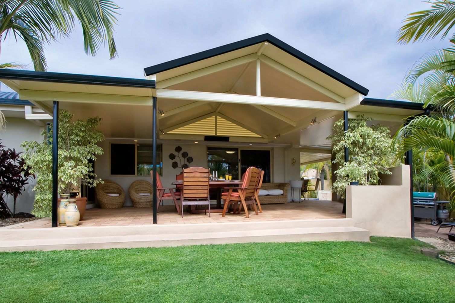 insulated patios builders gold coast