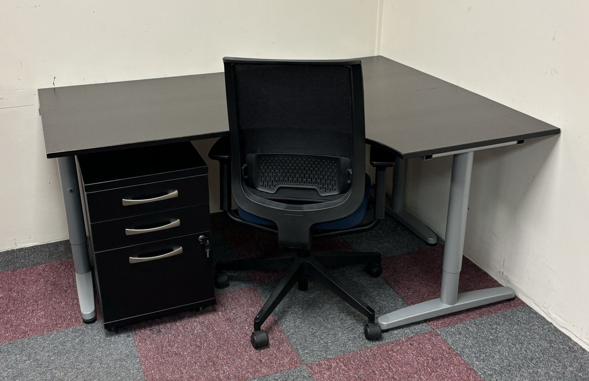 Used Curved Desks