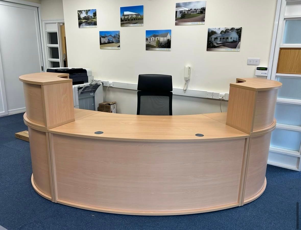 Denver Curved Reception Unit