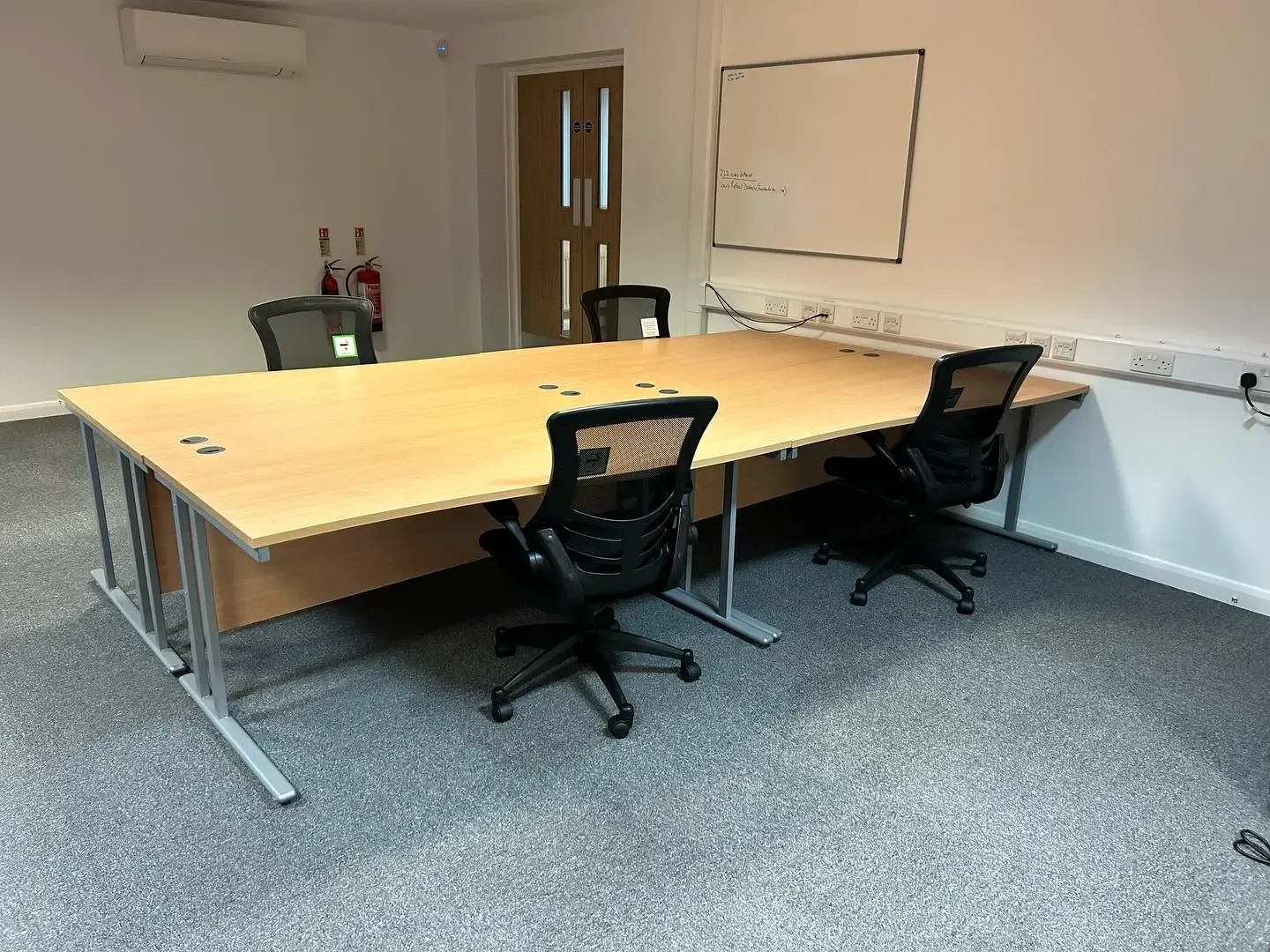 Office furniture Exeter for Madic UK Photo 4