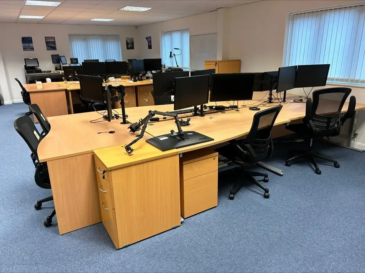 Office furniture Exeter for Madic UK Photo 3