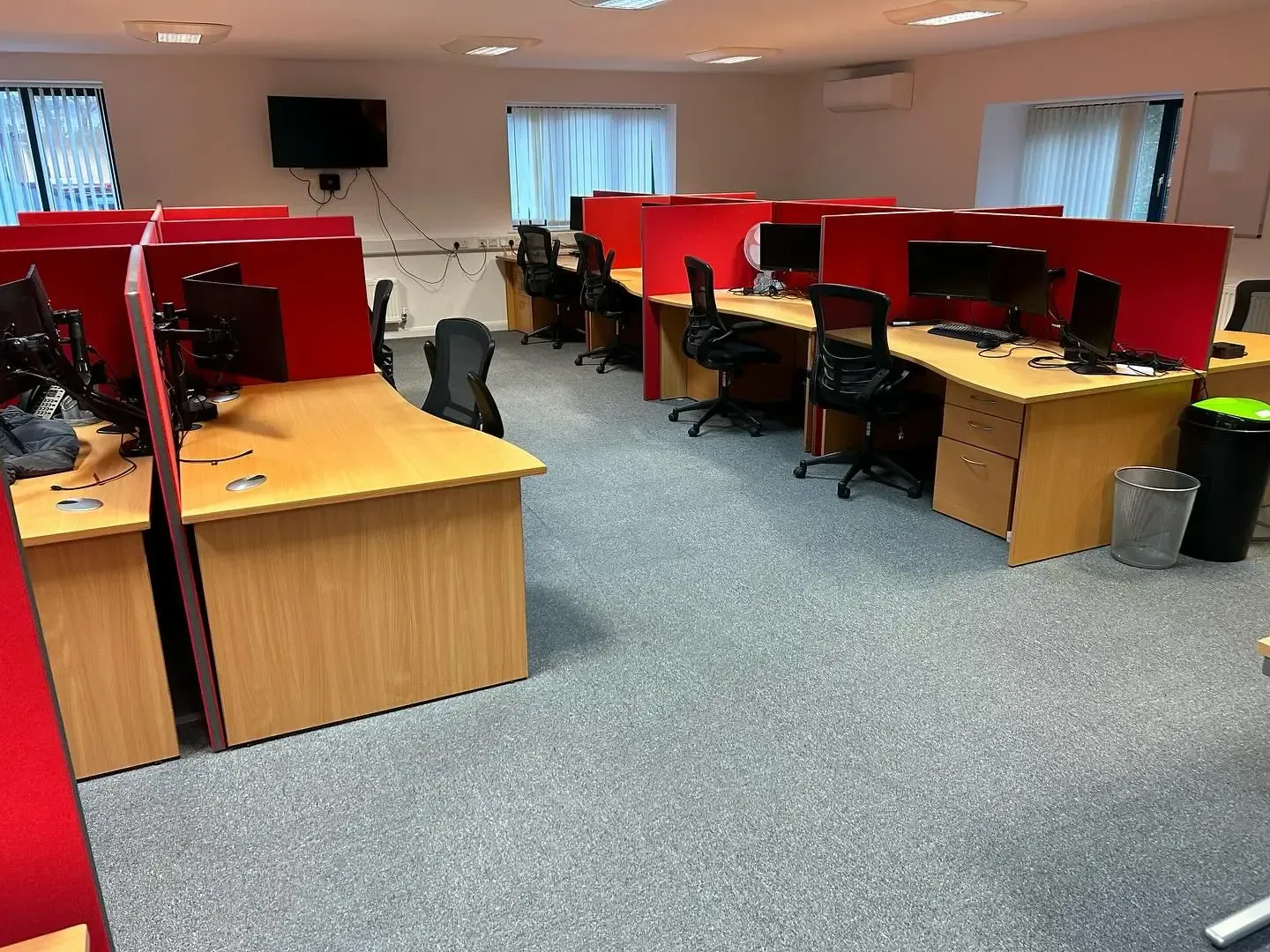 Office furniture Exeter for Madic UK Photo 1