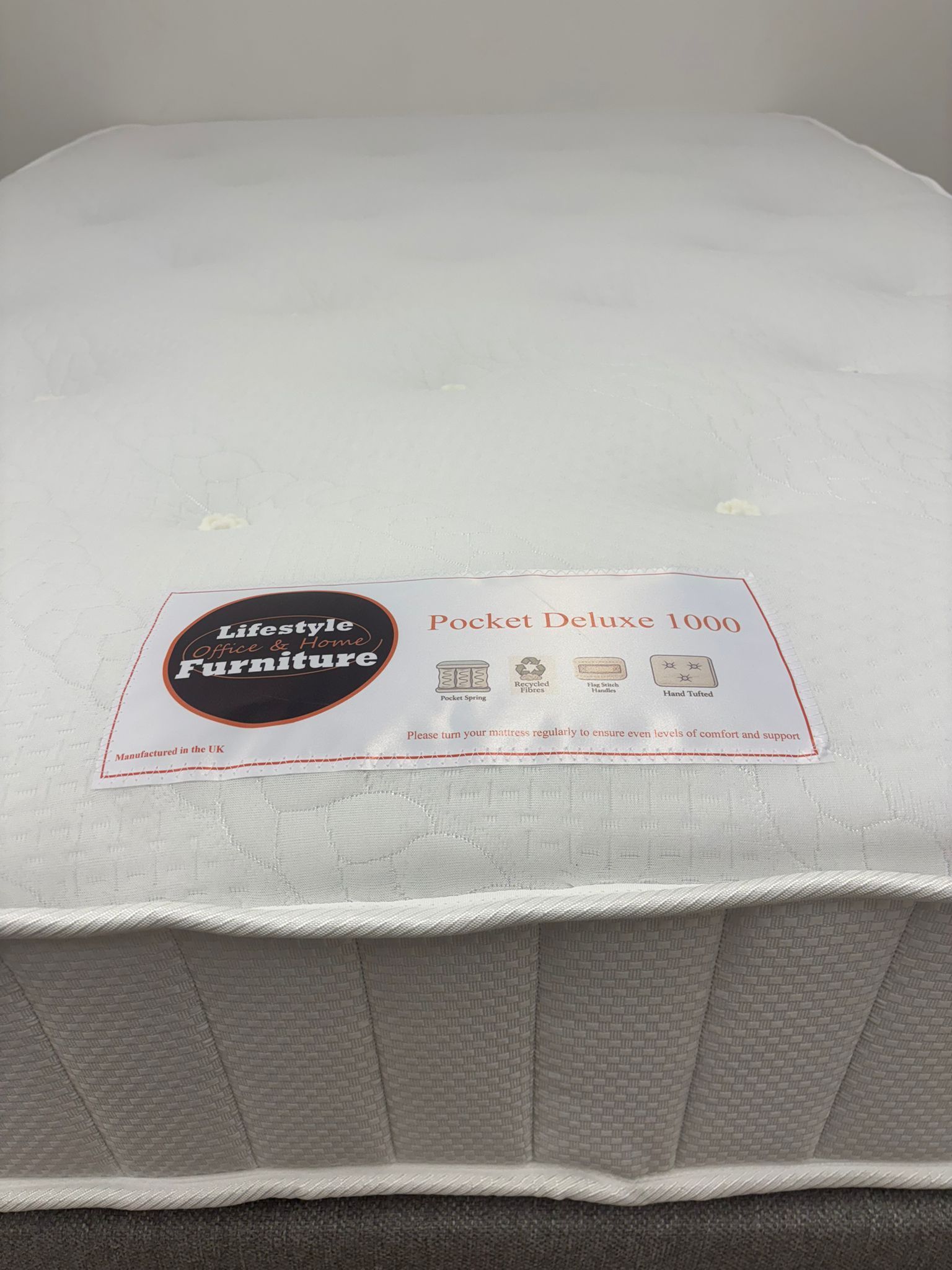 The Pocket Deluxe 1000