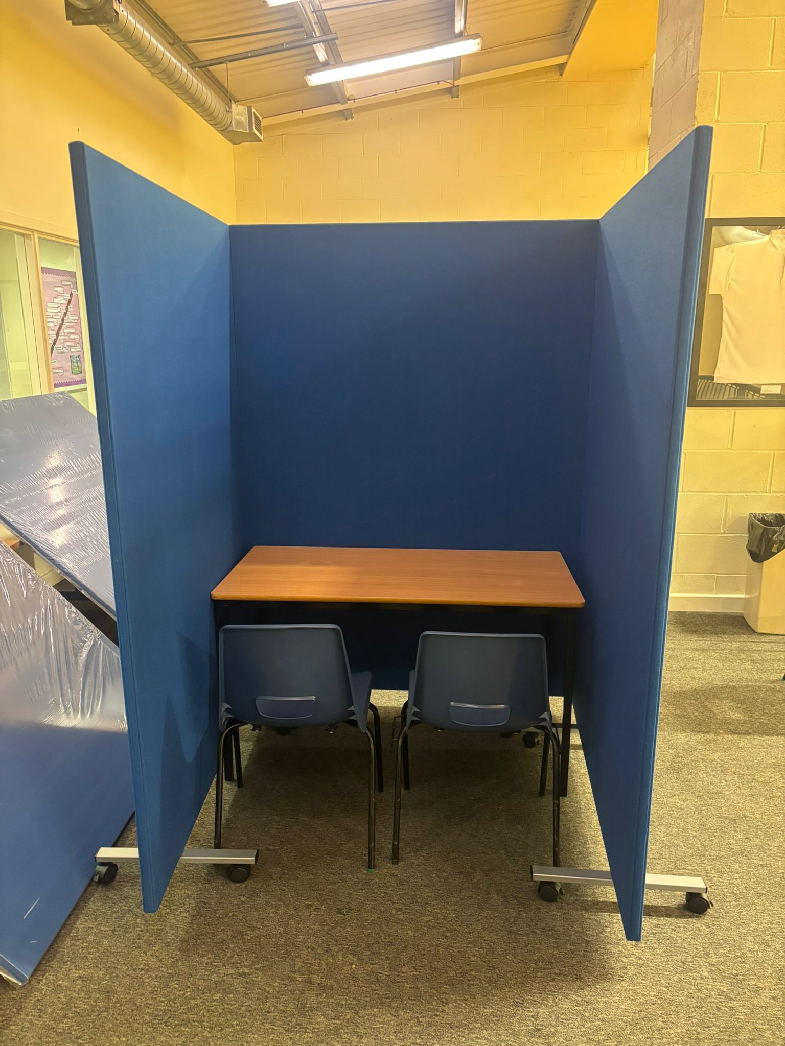 Floor Standing Office Screen