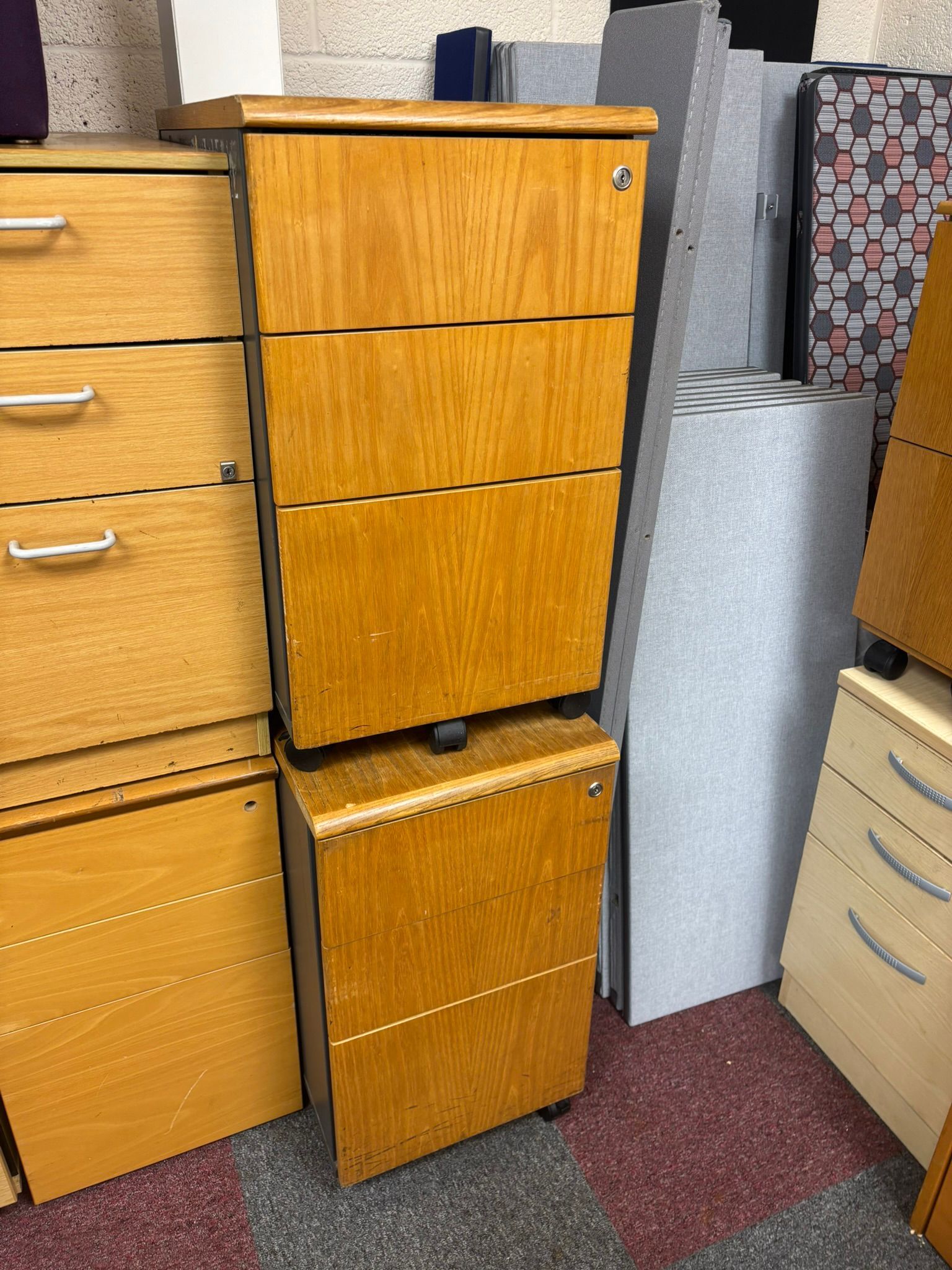 Used Pedestals - Matching two