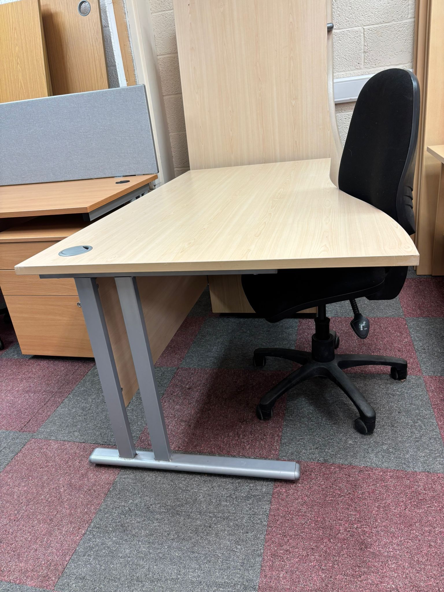 Used Maple Wave Desk - 1600 mm