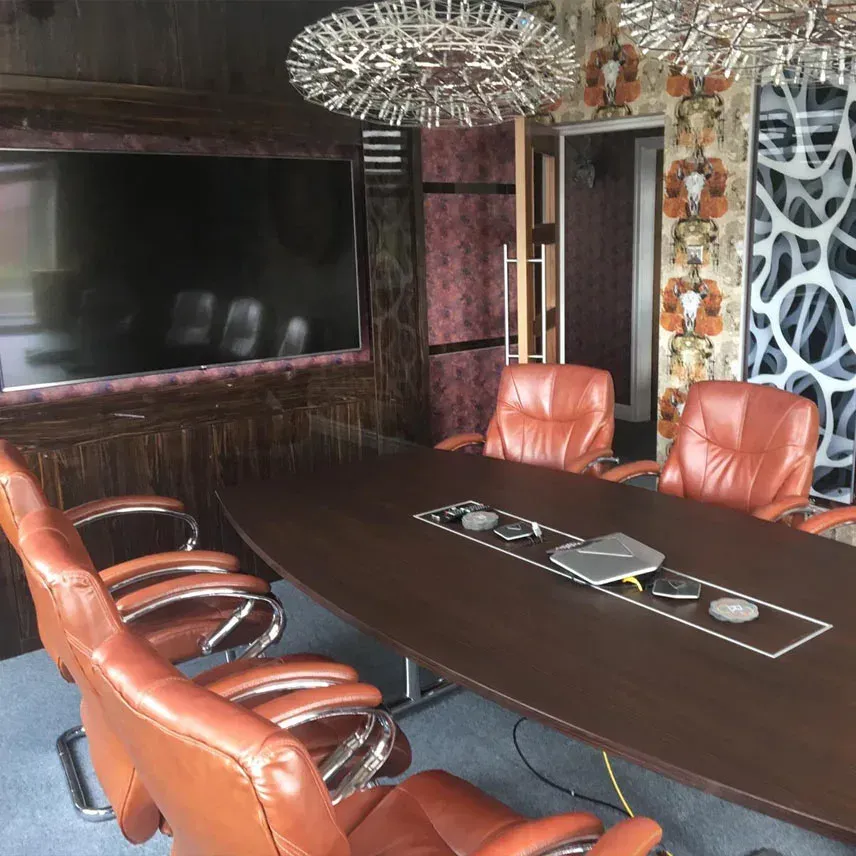 Office furniture Manchester for Revilo Group Photo 5