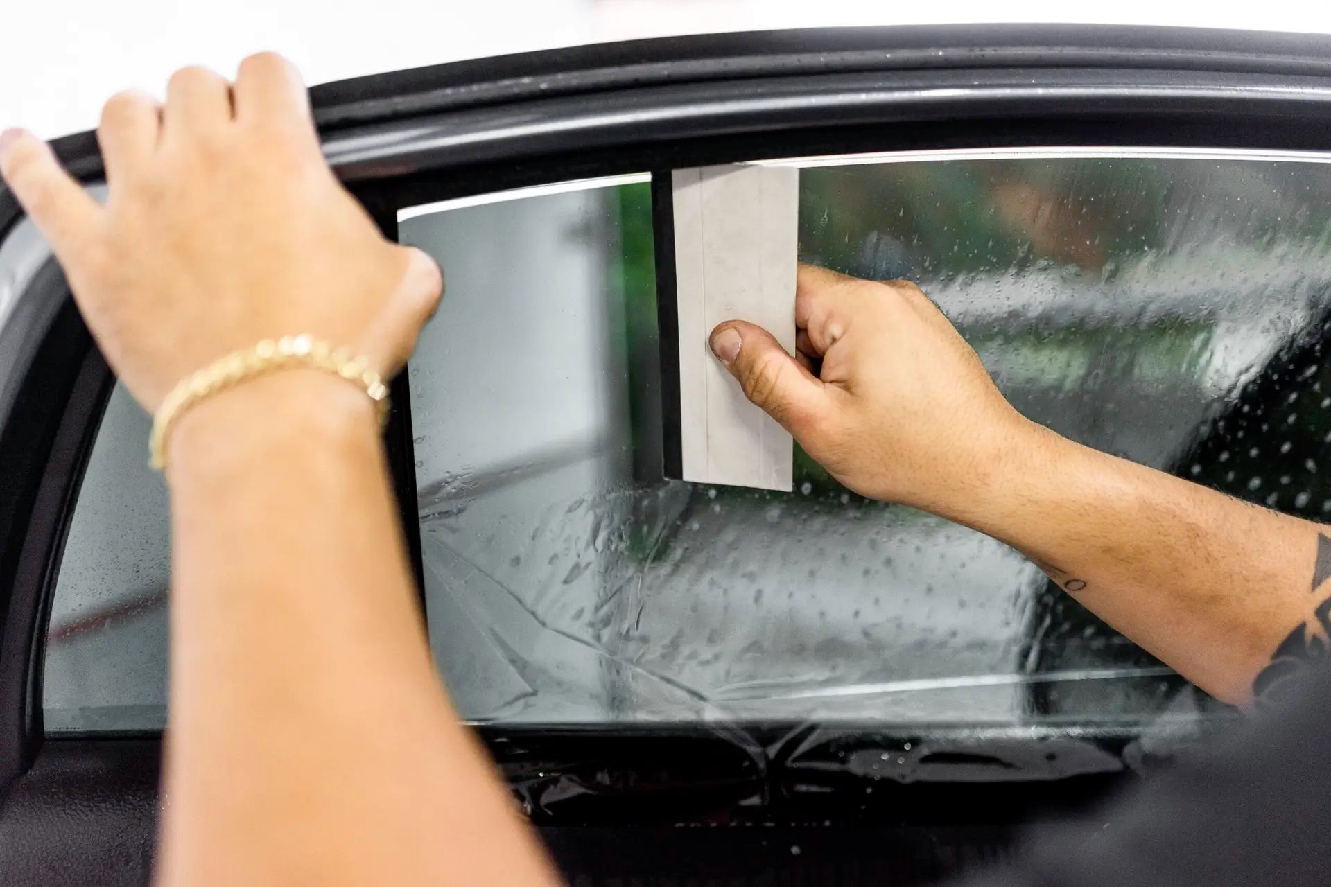 pellicole oscuranti vetri auto