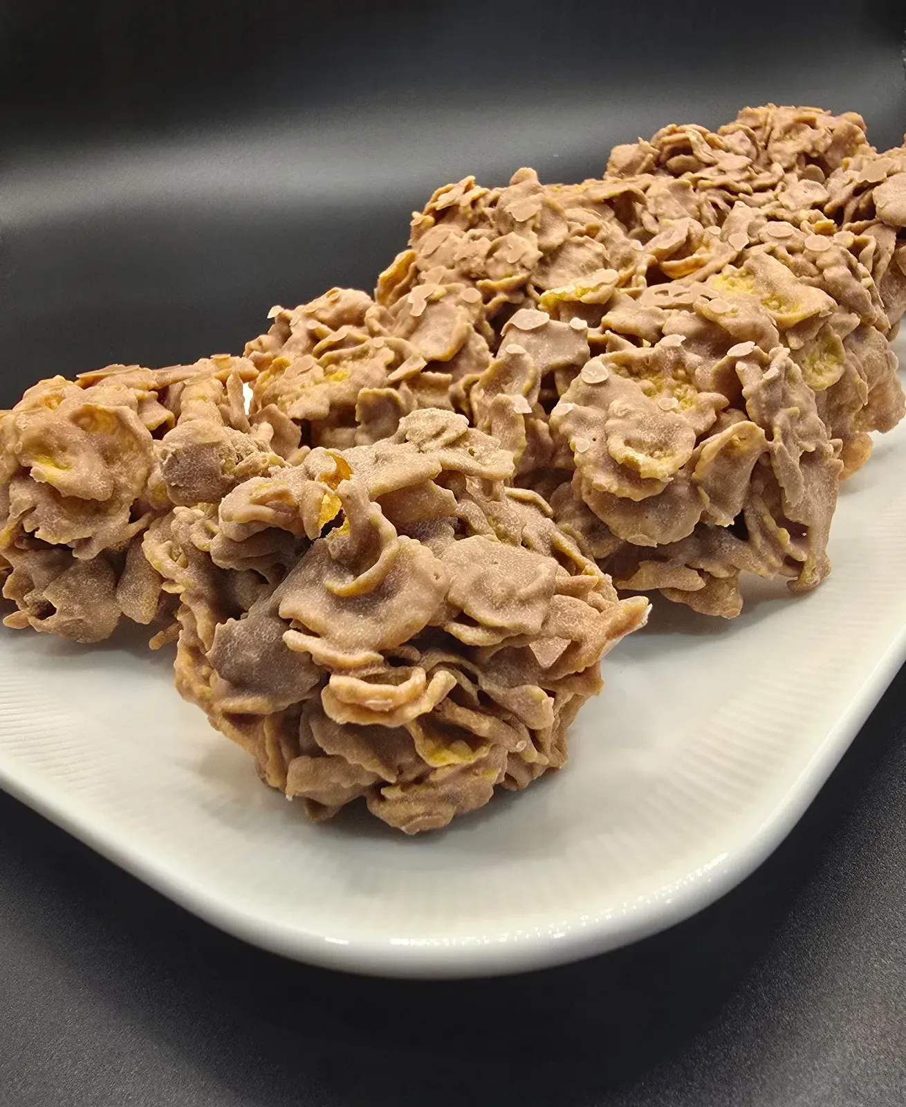 Enjambres, repostería artesana,, postres gourmet, cereal con chocolate