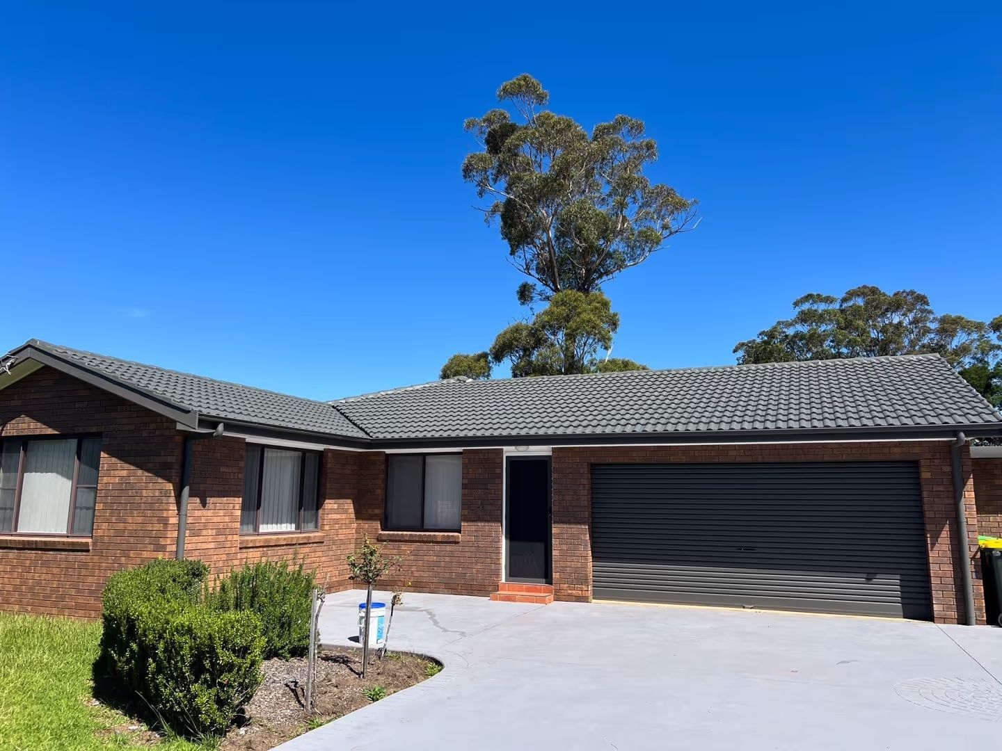 An after image of a painted roof in Sydney