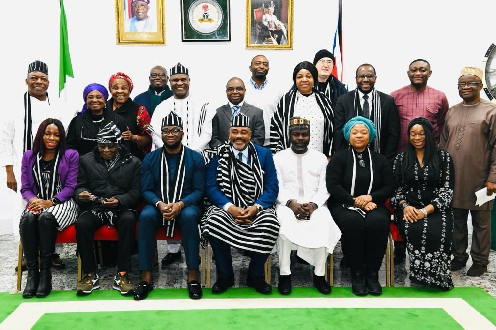 A group of Tiv UK are posing with the new acting Nigeria High Commissioner, London.